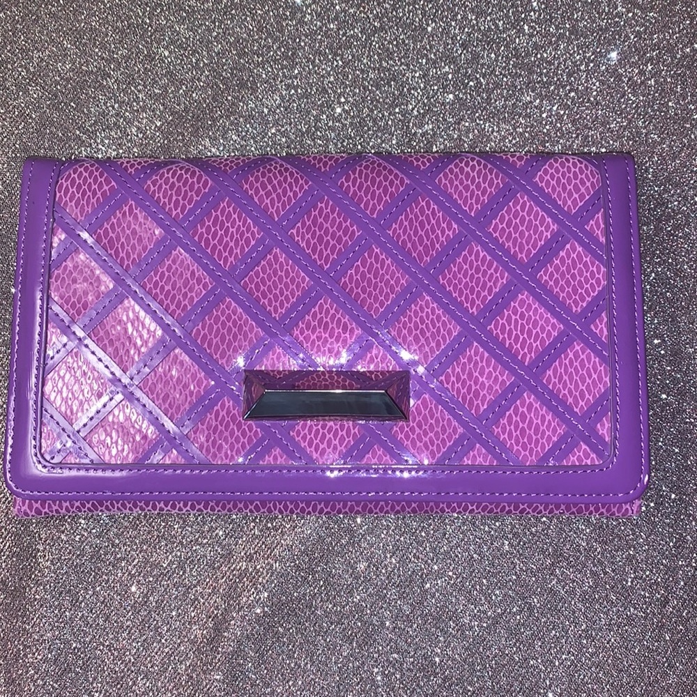 White House‎ Black Market Clutch